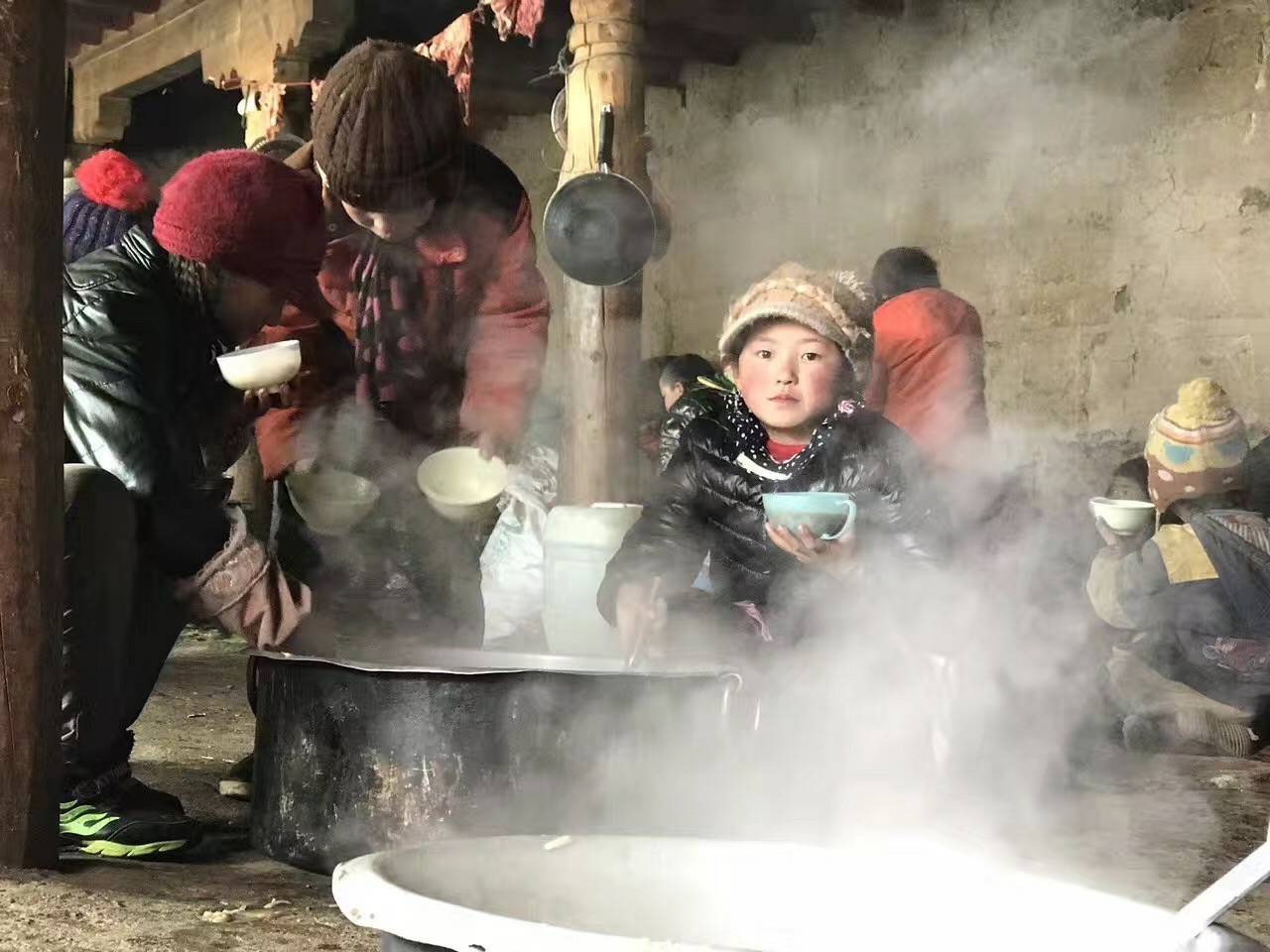 江南网页版登录入口-江南(中国)公益回顾丨家国同欢月同圆 温暖满载甘孜州(图10)